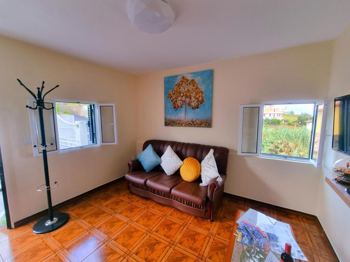 Cozy House In Central Sanatana, Near Top Hiking Trails And Levadas, Pico Ruivo Santana  Exterior photo